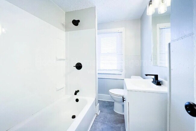 Building Photo - 431 N Colorado Ave