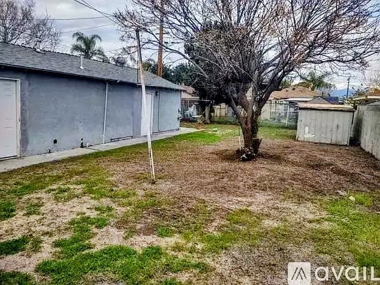 Building Photo - 2925 Wall Ave