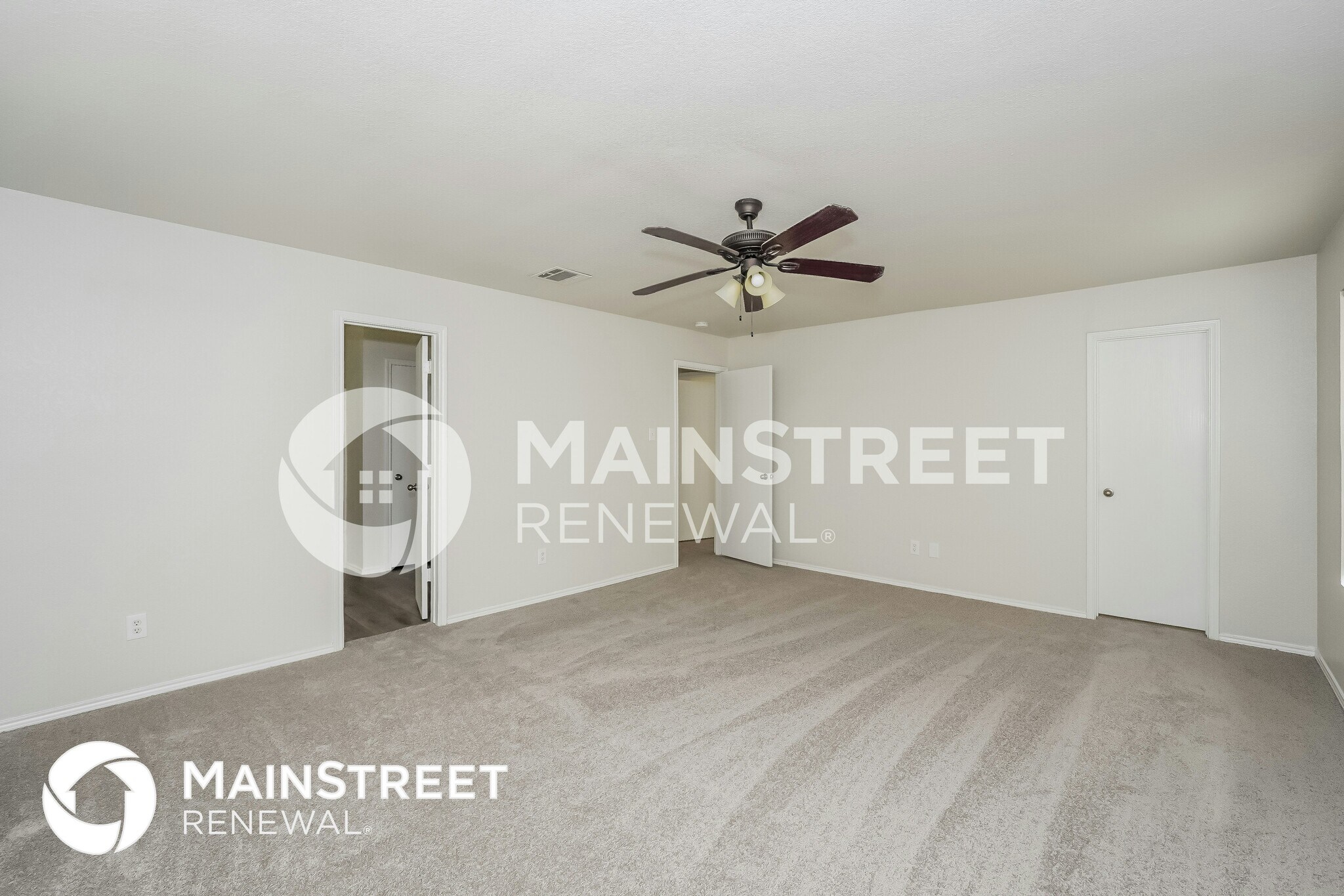 Building Photo - 8641 Hawkview Dr