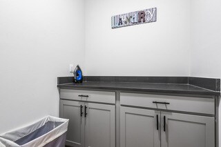 Building Photo - 7956 Pisa Dr