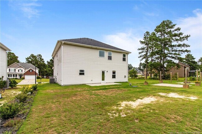 Building Photo - 243 Spring Flowers Dr