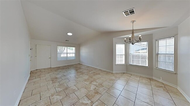 Building Photo - 1117 Cedarcrest St