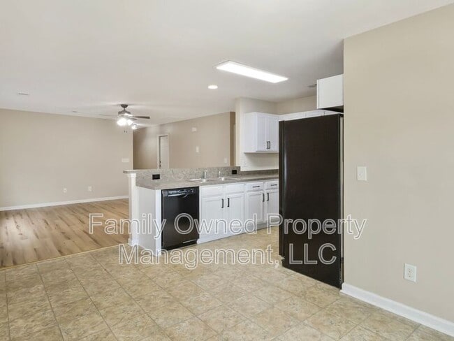 Building Photo - 351 Salkahatchie St