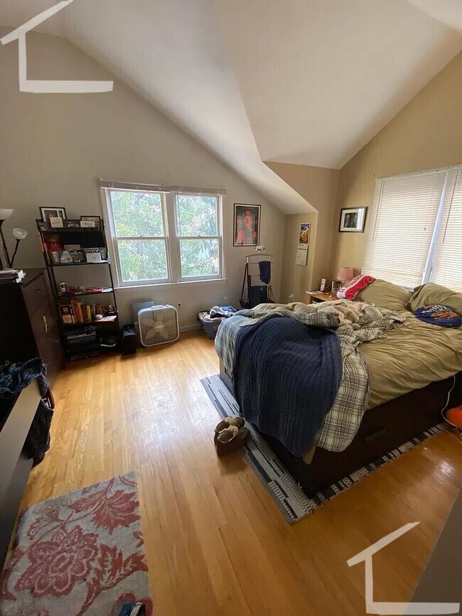 Building Photo - 254 Allston St