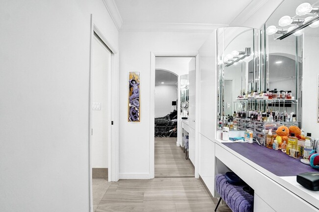 Building Photo - 3681 N 54th Ave