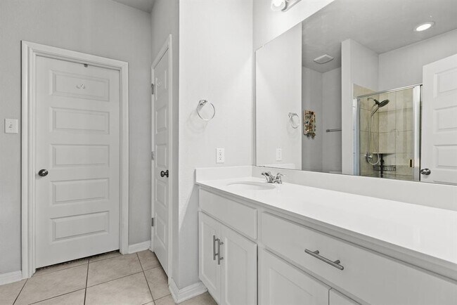 Building Photo - 241 El Dorado Rd