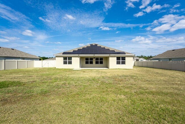 Building Photo - 1556 NE 50th Ter