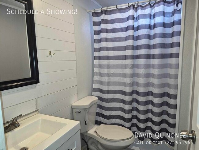 Building Photo - 116 Primrose Ln