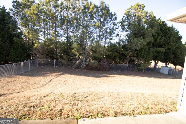 Building Photo - 304 S Bridgeport Dr