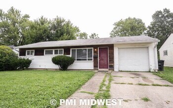 Building Photo - "Charming 3-Bedroom Home in Indianapolis with Modern Comforts!"