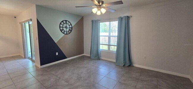 Building Photo - 8557 Triumph Cir