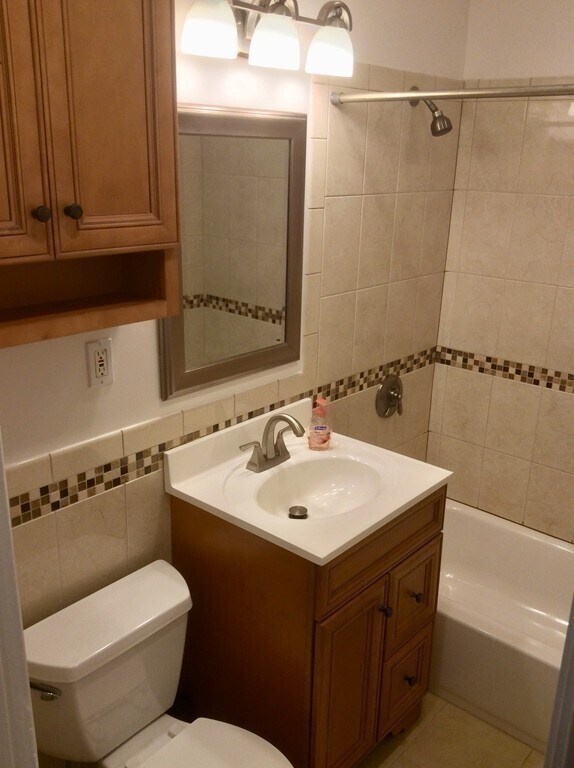 Building Photo - 44 Orkney Rd