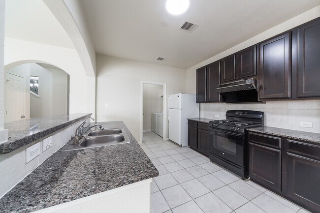 Building Photo - 7239 Autumn Sun Dr