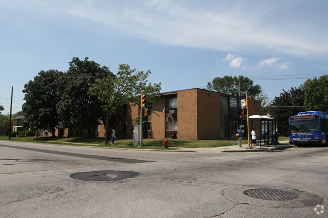 Building Photo - Sherman Homes
