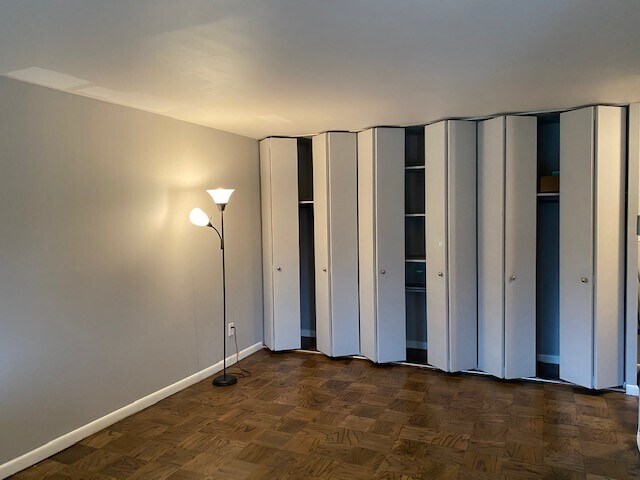 living room - 6001 Arlington Blvd