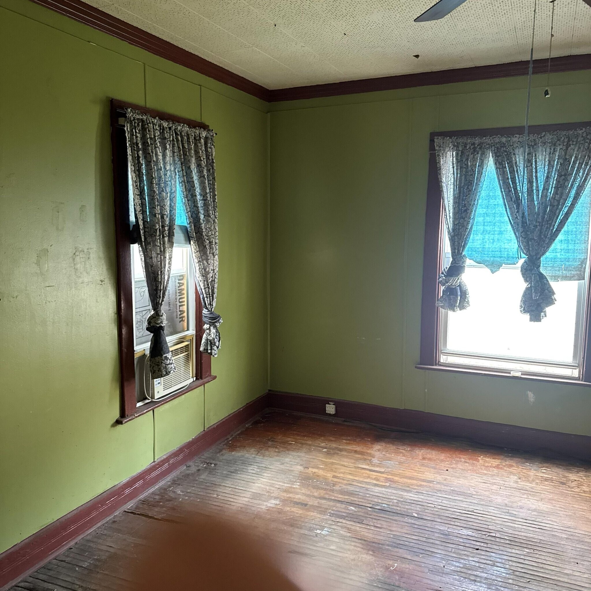 Building Photo - 1629 S Rodgers Ave