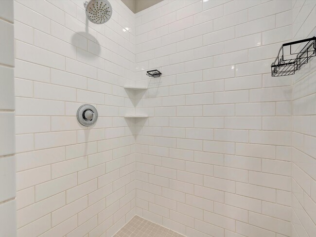 Building Photo - 10630 Cabot Trl