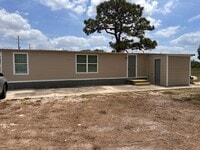 Building Photo - 15434 Decarolis St