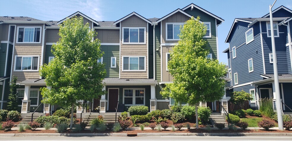 Exterior - 3425 30th Dr