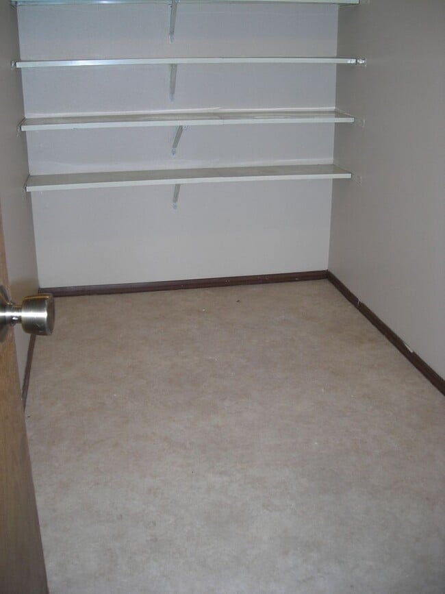 Building Photo - Premier Home Rentals