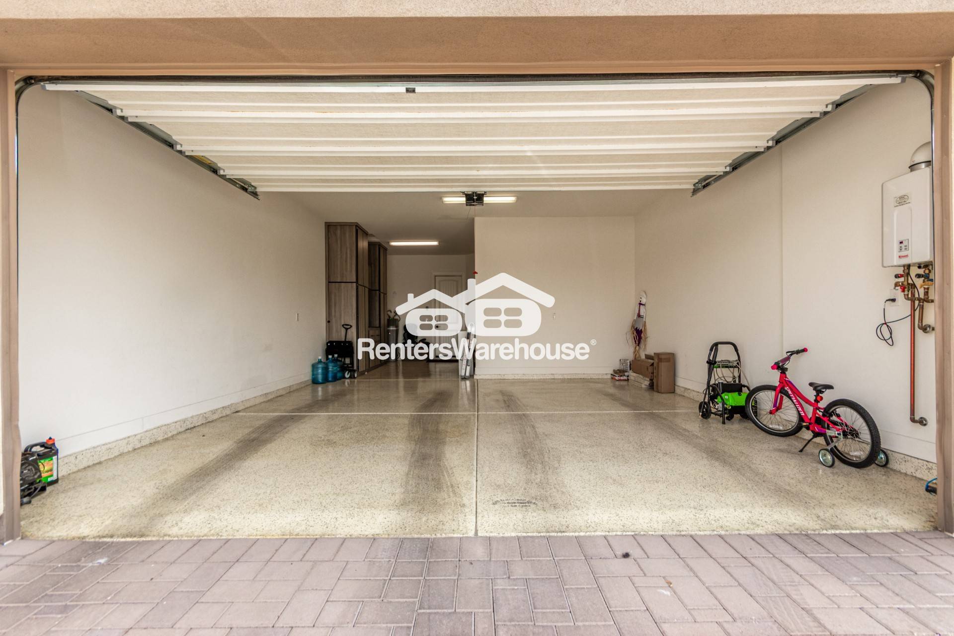 Building Photo - 7230 W Pinnacle Vista Dr