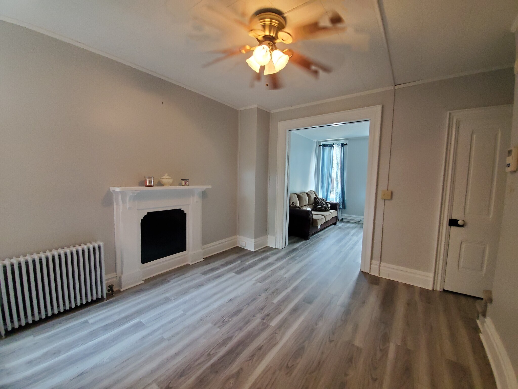 Building Photo - 166 E Pomfret St