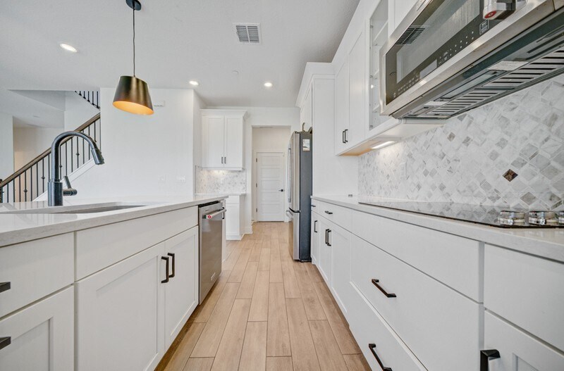 Building Photo - 534 Sun Chaser Dr