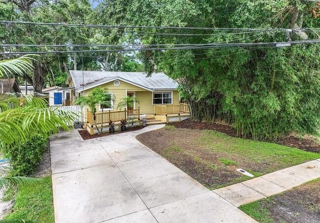 Building Photo - 3109 Johns Pky