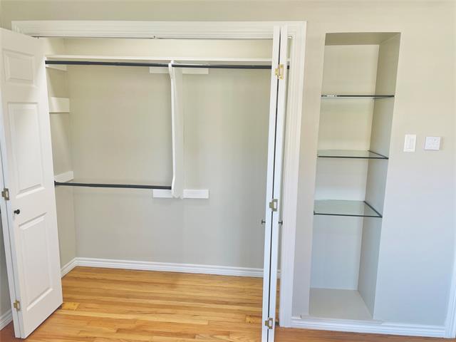 Building Photo - 534 E Spring Valley Rd