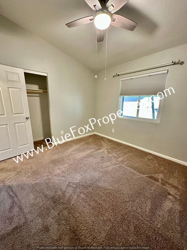 Building Photo - 13201 N Classic Overlook Ct