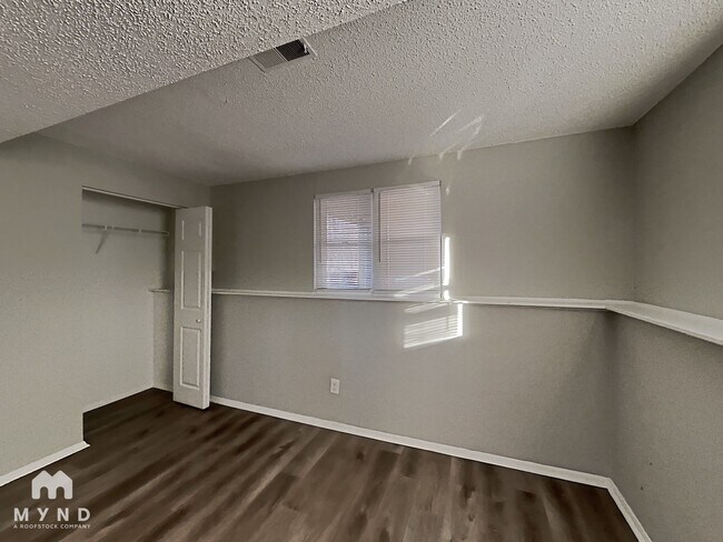 Building Photo - 7412 Highbury Ln