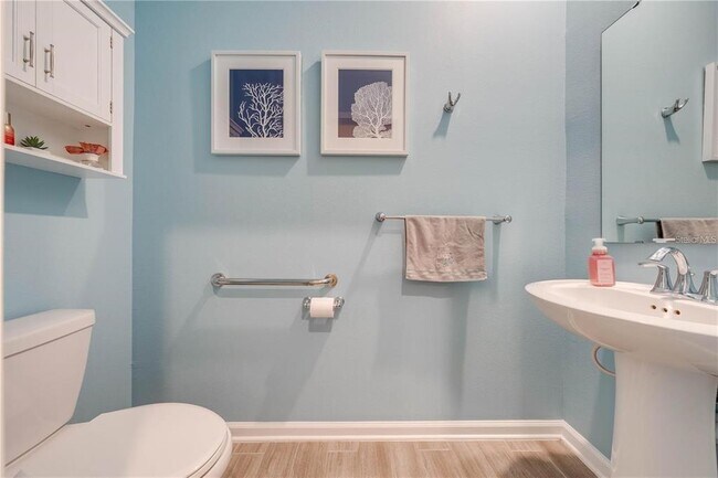 Building Photo - 5301 Amersham Ln