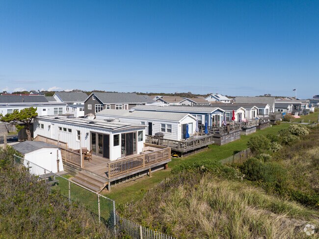 Building Photo - Montauk Shores Condominium