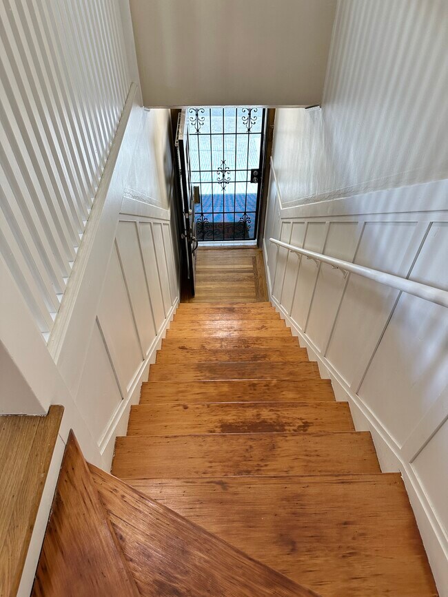 Building Photo - 778 61st St