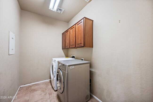Building Photo - 16275 N 98th Pl