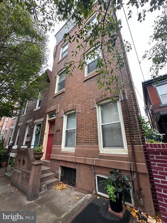 Building Photo - 1233 Ellsworth St