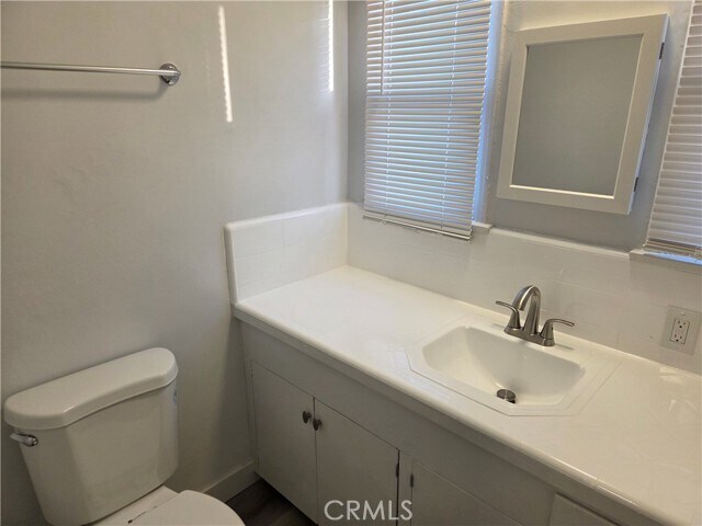 Building Photo - 356 S Sierra Madre Blvd