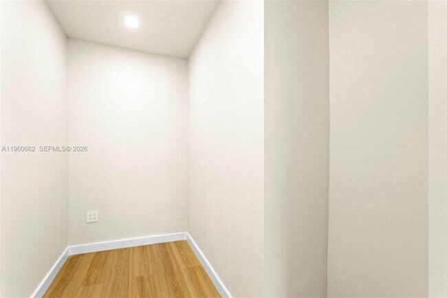 Building Photo - 9132 Froude Ave