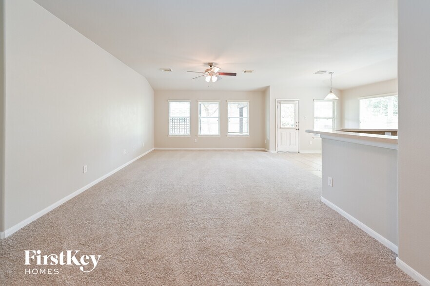 Building Photo - 2729 Domenico Ln