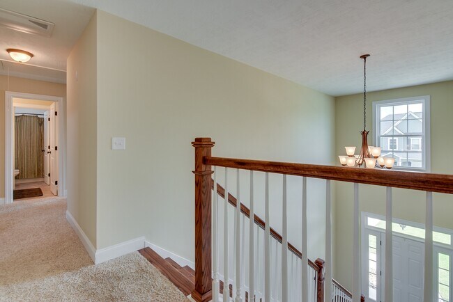 Building Photo - 5458 Everlook Cir