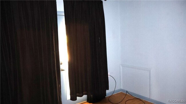 Building Photo - 9601 W Berry Ln