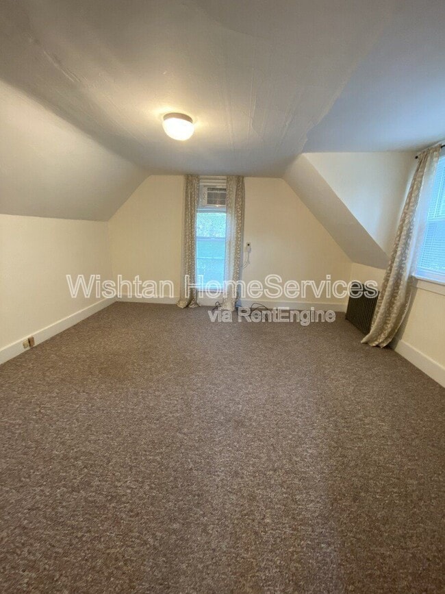 Building Photo - 525 S Lafayette St