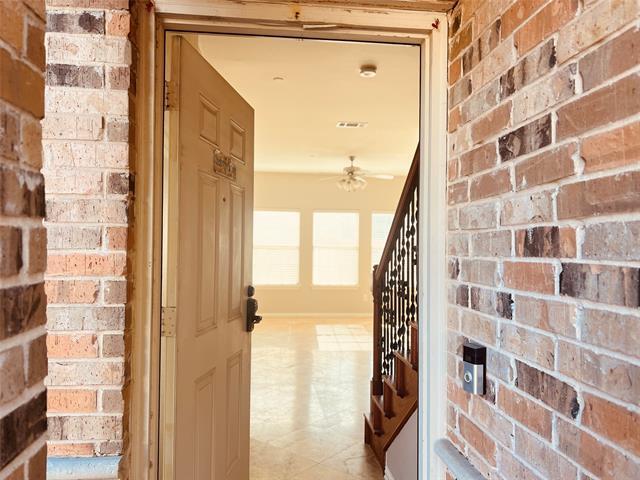 Building Photo - 706 S Jupiter Rd