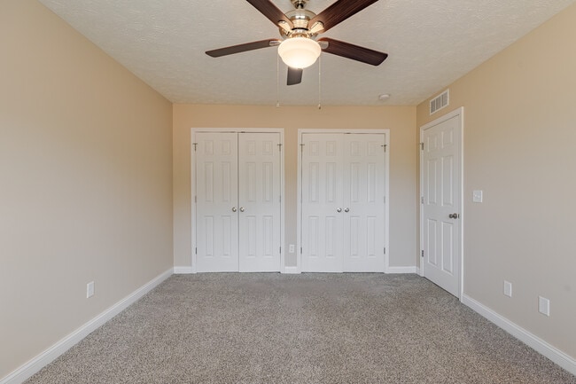 Building Photo - 305 Breckinridge Cir