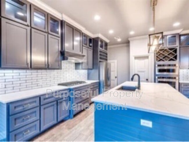 Building Photo - 115 Weaver Rd