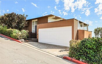 Building Photo - 599 Alta Vista Way
