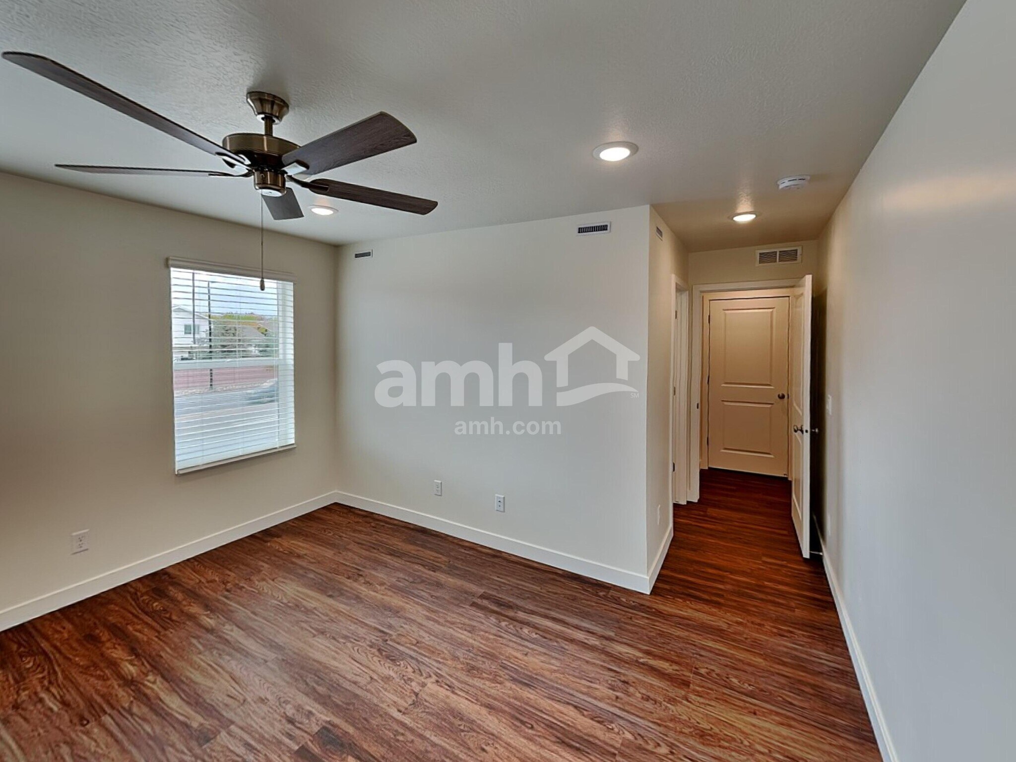Building Photo - 9460 W Shumard St