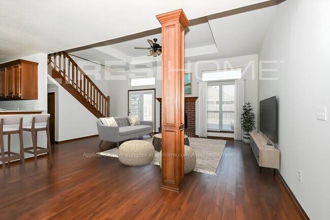 Building Photo - 3813 Crail Dr