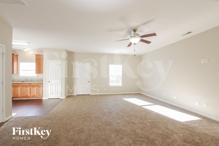 Building Photo - 15607 Lakepoint Forest Dr