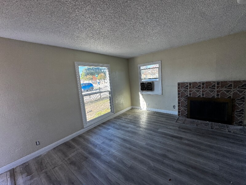 Building Photo - 1895 Turrill Ave